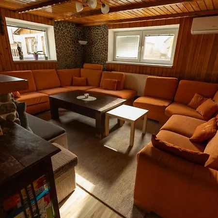 House 8